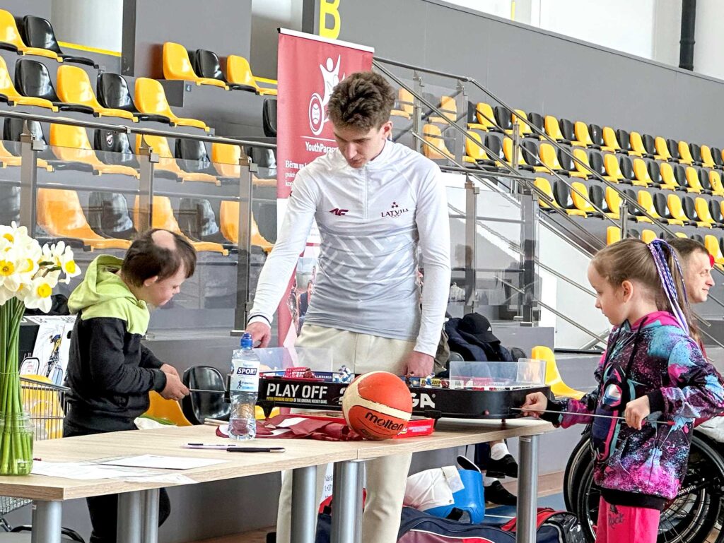 Pasākums bērnu un jauniešu para sportā Daugavpilī